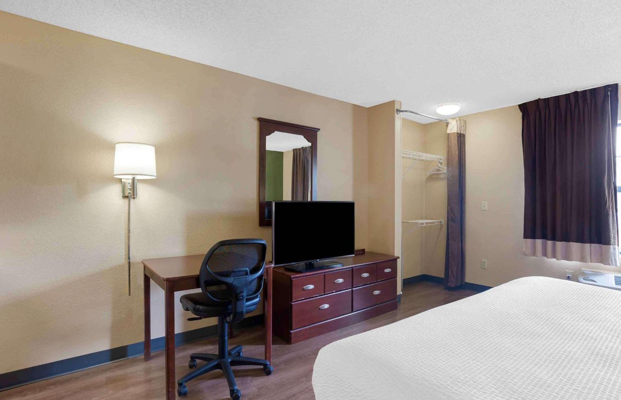 Extended Stay America Suites - Louisville - Alliant Avenue Exterior photo