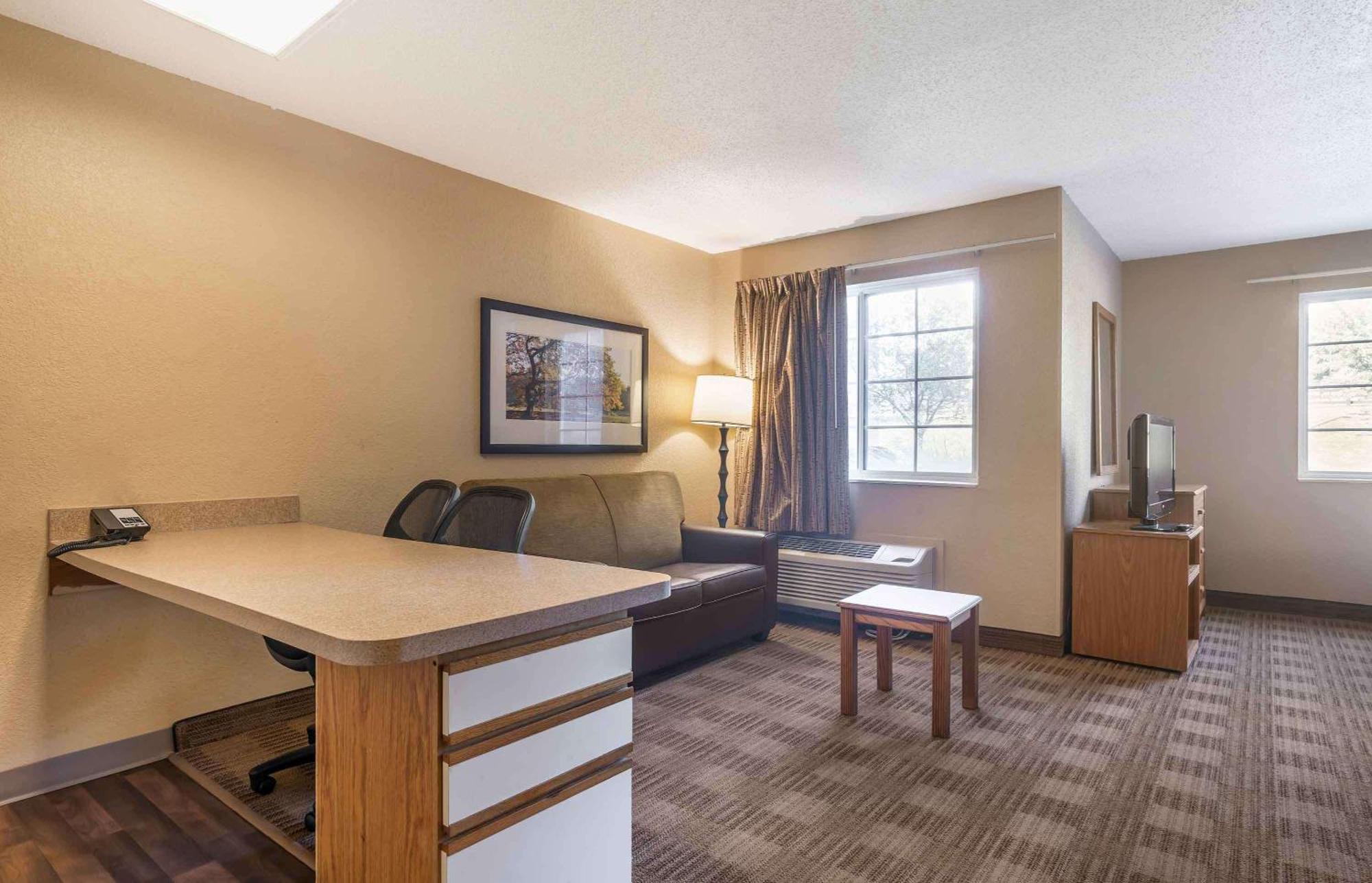 Extended Stay America Suites - Louisville - Alliant Avenue Exterior photo